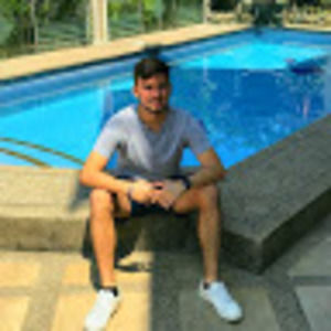 Meet your Posher, Luis